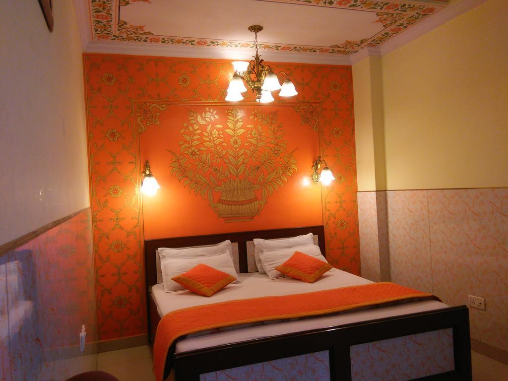 Hotel Golden Heritage Джайпур Екстериор снимка