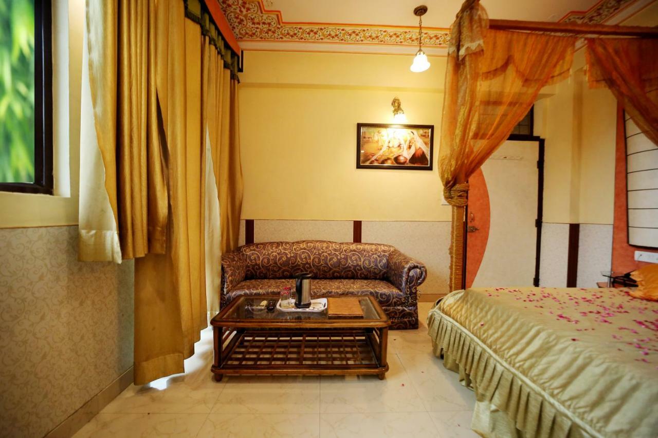 Hotel Golden Heritage Джайпур Екстериор снимка