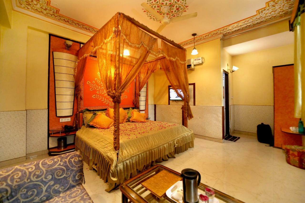 Hotel Golden Heritage Джайпур Екстериор снимка